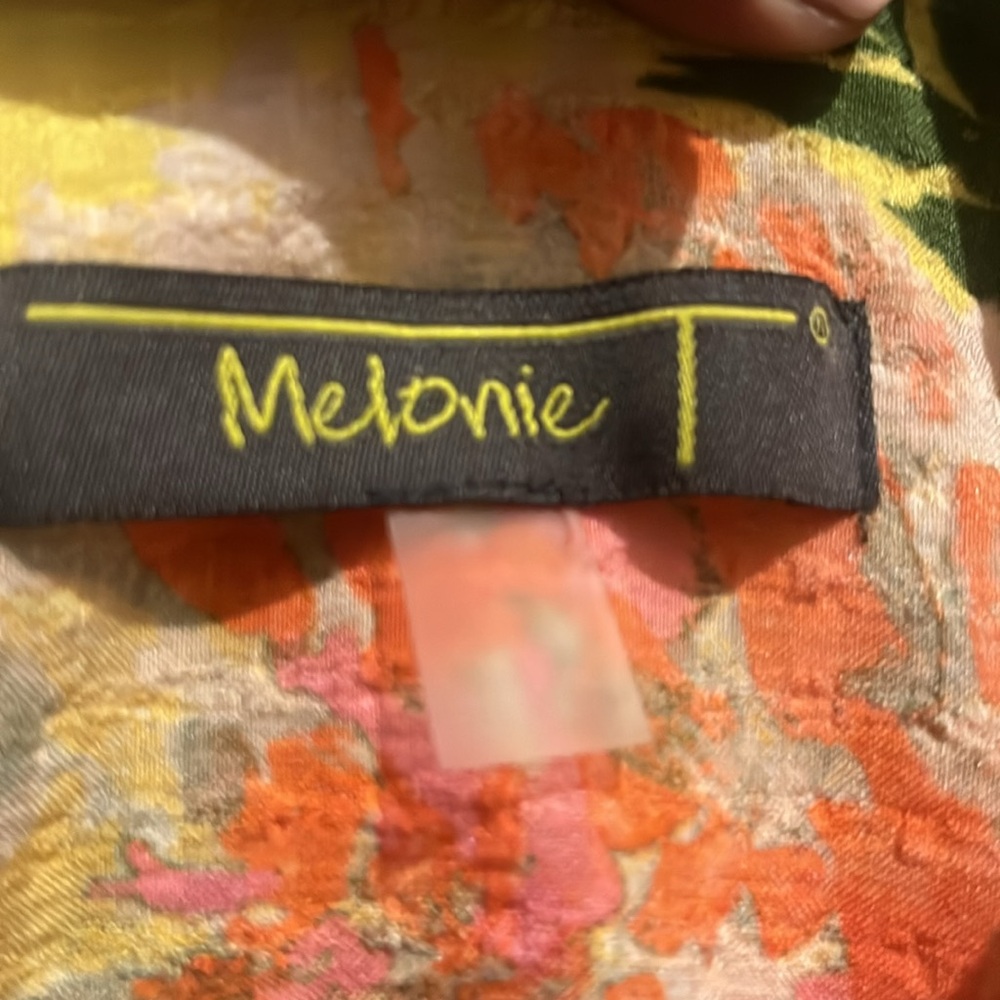 🎉 Melonie T dress Sz 10 yellow floral tiered pockets sleeveless elastic waist! - Picture 4 of 4